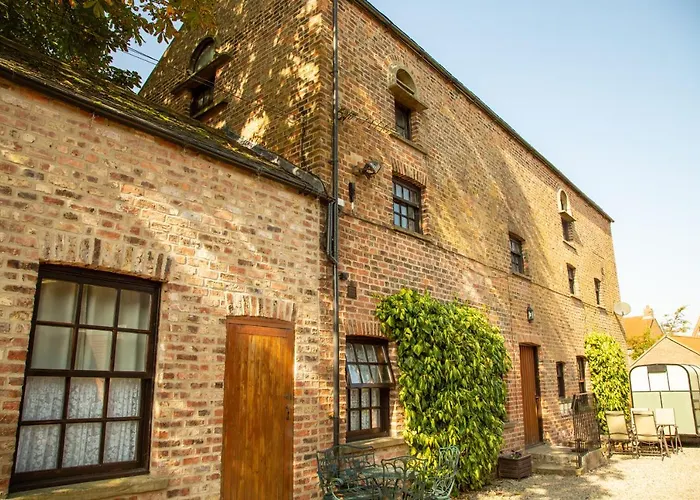 The Carriage House, 3a アパート *