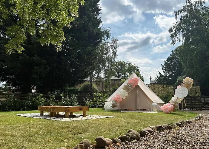 The Carriage House, 3a アパート *